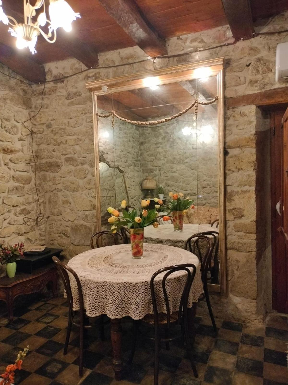 Вилла Casa Di Pietra Usellus Экстерьер фото