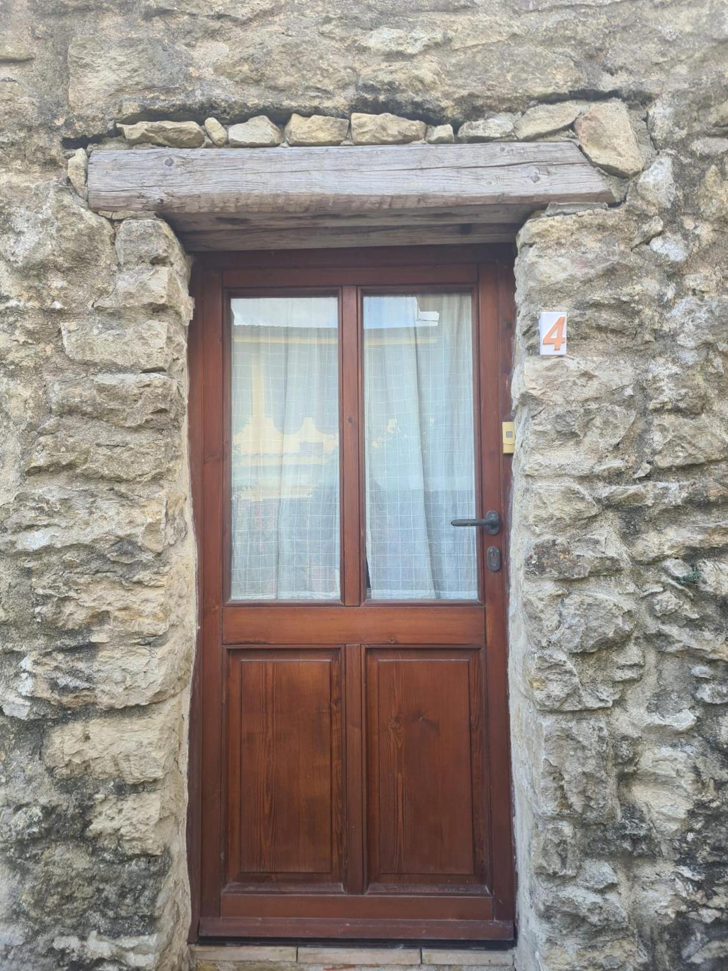 Вилла Casa Di Pietra Usellus Экстерьер фото