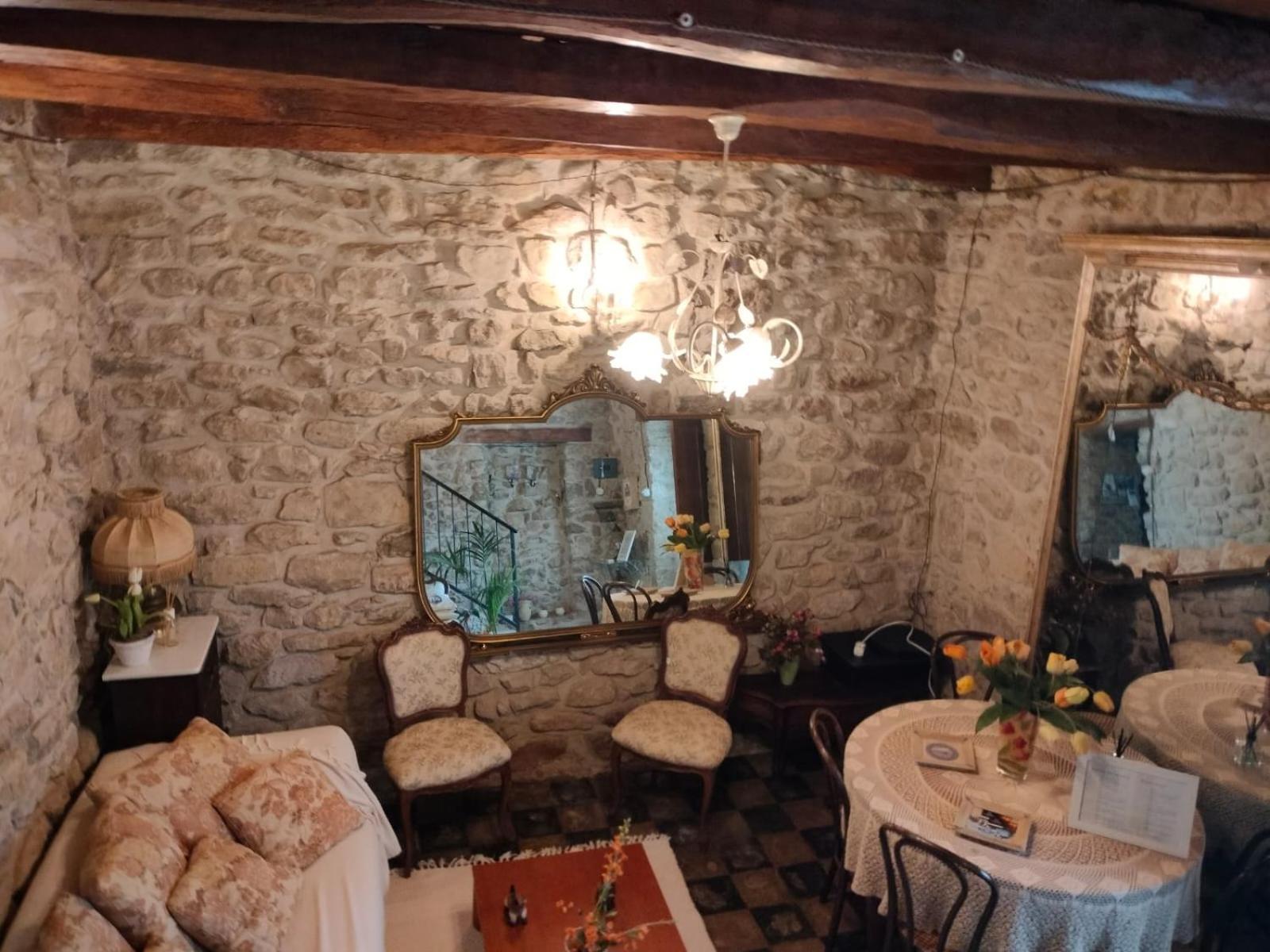 Вилла Casa Di Pietra Usellus Экстерьер фото