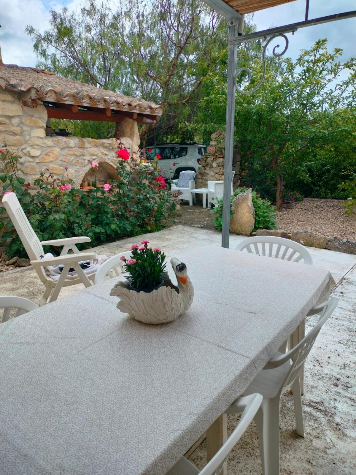 Вилла Casa Di Pietra Usellus Экстерьер фото